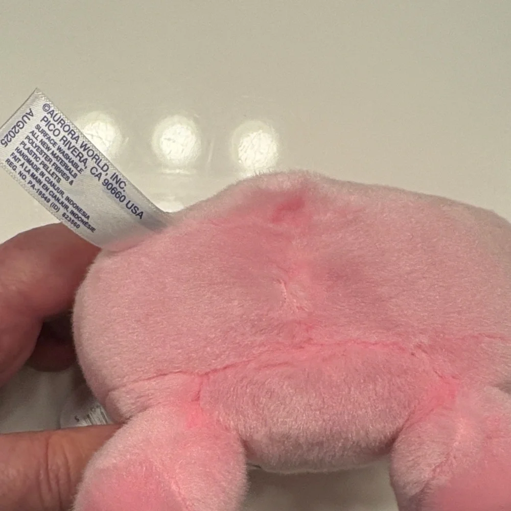 Palm Pals Pink Kinsley Kisses Heart Plush